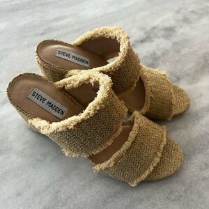 Steve Madden Sz 8 Chunky Heel Slide Sandals